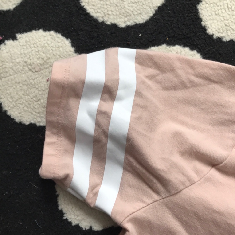 2 tees - Picture 3 of 6